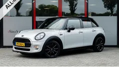 Gebruikt 2017 Mini Cooper Business Hatchback | € 14.450 (Super prijs)