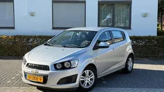 Grijs Gebruikt 2012 Chevrolet Aveo LT Hatchback | € 4.245 (Eerlijke prijs)