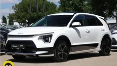 Gebruikt 2024 Kia Niro SUV | € 36.945 (Eerlijke prijs)