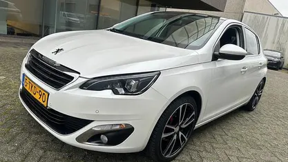 Occasion Peugeot 308 125 PK (91 kW) 2014 Wit Hatchback