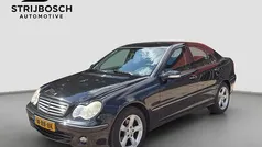 Gebruikt 2005 Mercedes C180 Elegance Sedan | € 1.990 (Goede deal)