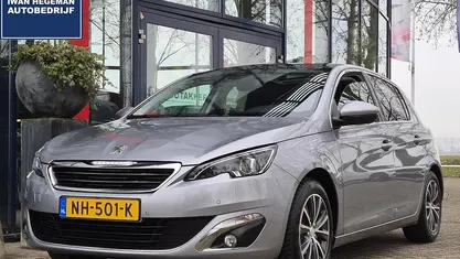 Grijs Occasion 2017 Peugeot 308 Allure Hatchback | € 9.890 (Eerlijke prijs)