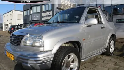 Grijs Gebruikt 2003 Suzuki Grand Vitara SUV | € 4.250 (Eerlijke prijs)