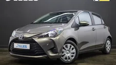 Grijs Gebruikt 2017 Toyota Yaris Executive Hatchback | € 13.000 (Goede deal)