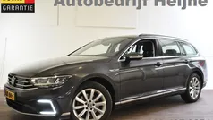 Grijs Gebruikt 2021 VW Passat Business Stationwagen | € 23.745 (Goede deal)