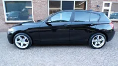 Zwart Gebruikt 2013 BMW 114 Hatchback | € 7.950 (Eerlijke prijs)