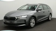 Gebruikt 2024 Skoda Octavia Selection Stationwagen | € 32.400 (Eerlijke prijs)