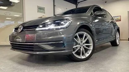 Grijs Gebruikt 2017 VW Golf Sedan | € 17.990 (Eerlijke prijs)