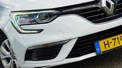 Wit Gebruikt 2020 Renault Mégane GrandTour LIMITED Stationwagen | € 11.725 (Eerlijke prijs)