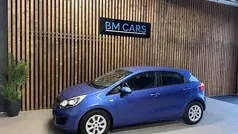 Blauw Gebruikt 2012 Kia Rio Comfort Hatchback | € 5.995 (Eerlijke prijs)