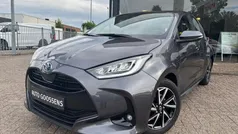 Gebruikt 2022 Toyota Yaris Hybrid Hatchback | € 22.795 (Eerlijke prijs)