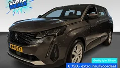 Grijs Gebruikt 2021 Peugeot 5008 Active SUV | € 21.940 (Eerlijke prijs)