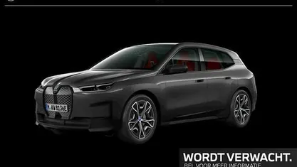 Sophistograu brillianteffect metallic (grijs metallic) Occasion 2022 BMW iX Executive SUV | € 42.900 (Eerlijke prijs)