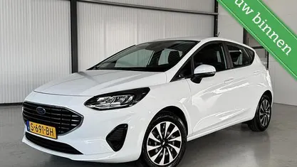 Wit Occasion 2023 Ford Fiesta Titanium Hatchback | € 15.950 (Eerlijke prijs)