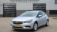 Gebruikt 2017 Opel Astra Edition Hatchback | € 10.450 (Eerlijke prijs)