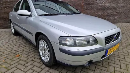 Gebruikt 2003 Volvo S60 Sedan | € 1.995 (Goede deal)