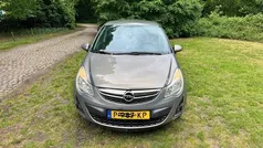 Bruin Gebruikt 2012 Opel Corsa Edition Hatchback | € 5.500 (Eerlijke prijs)