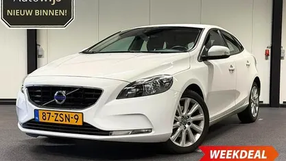 Occasion 2013 Volvo V40 Kinetic Hatchback | € 9.395 (Eerlijke prijs)