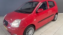 Rood Gebruikt 2007 Kia Picanto Light Hatchback | € 1.899 (Eerlijke prijs)