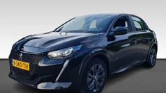 Zwart Gebruikt 2021 Peugeot e-208 Active Hatchback | € 13.930 (Goede deal)