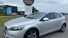 Gebruikt 2015 Volvo V40 Business Edition Stationwagen | € 4.999 (Eerlijke prijs)