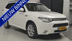 Wit Gebruikt 2014 Mitsubishi Outlander P-HEV Instyle SUV | € 10.950 (Eerlijke prijs)