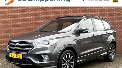 Grijs Occasion 2018 Ford Kuga ST-Line SUV | € 17.745 (Eerlijke prijs)