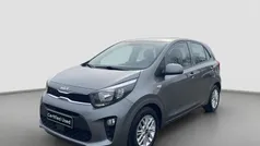 Grijs, metallic lak Gebruikt 2022 Kia Picanto Play Hatchback | € 15.950 (Eerlijke prijs)
