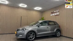 Grijs, metallic lak Gebruikt 2013 VW Polo Comfortline Hatchback | € 7.975 (Eerlijke prijs)