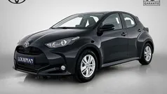 Gebruikt 2025 Toyota Yaris Hybrid Active Hatchback | € 25.950 (Eerlijke prijs)