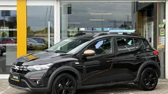 Gebruikt 2024 Dacia Sandero Extreme Hatchback | € 22.240 (Eerlijke prijs)