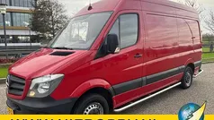 Rood Gebruikt 2016 Mercedes Sprinter Van | € 10.250 (Super prijs)