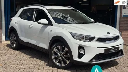 Occasion 2020 Kia Stonic SUV | € 13.950 (Goede deal)