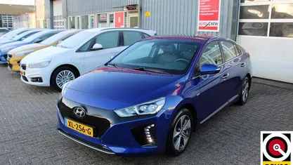 Blauw Occasion 2019 Hyundai Ioniq Premium Hatchback | € 13.900 (Eerlijke prijs)