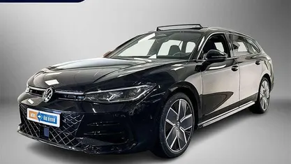 Occasion 2025 VW Passat R-line Edition Stationwagen | € 44.995 (Eerlijke prijs)