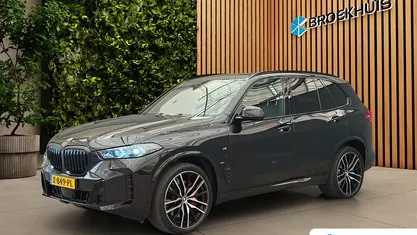Zwart Gebruikt 2024 BMW X5 SUV | € 90.895 (Eerlijke prijs)