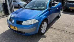 Blauw, metallic lak Gebruikt 2005 Renault Mégane Cabriolet Luxe Cabriolet | € 1.650 (Goede deal)
