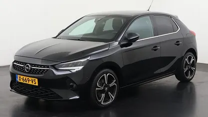 Zwart Gebruikt 2024 Opel Corsa Edition Hatchback | € 16.740 (Eerlijke prijs)