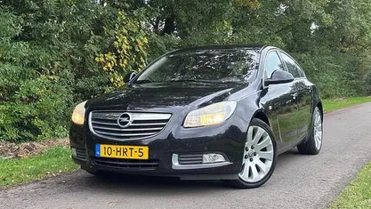 Gebruikt 2009 Opel Insignia Cosmo Hatchback | € 3.475 (Eerlijke prijs)