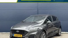 Grijs Gebruikt 2023 Ford Fiesta ST-Line Hatchback | € 20.885 (Eerlijke prijs)
