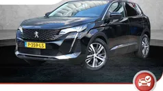 Zwart Gebruikt 2022 Peugeot 3008 Allure SUV | € 27.825 (Goede deal)