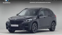 Zwart Gebruikt 2020 BMW X1 Executive SUV | € 34.950 (Eerlijke prijs)