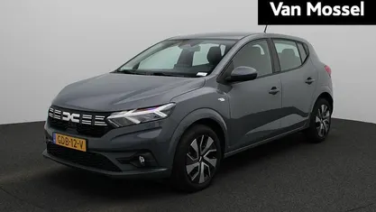 Grijs Gebruikt 2024 Dacia Sandero Expression Hatchback | € 17.925 (Eerlijke prijs)
