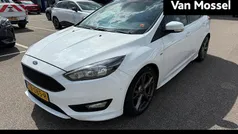 Wit Gebruikt 2018 Ford Focus ST-Line Hatchback | € 12.685 (Eerlijke prijs)