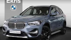 Storm bay metallic (grijs metallic) Gebruikt 2021 BMW X1 xLine SUV | € 30.900 (Eerlijke prijs)