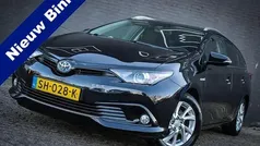 Zwart Gebruikt 2018 Toyota Auris Touring Sports Stationwagen | € 15.950 (Eerlijke prijs)