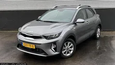 Gebruikt 2024 Kia Stonic Start SUV | € 23.799 (Eerlijke prijs)