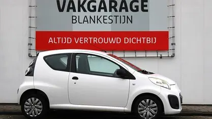 Wit Occasion 2012 Citroën C1 Attraction Hatchback | € 3.990 (Eerlijke prijs)