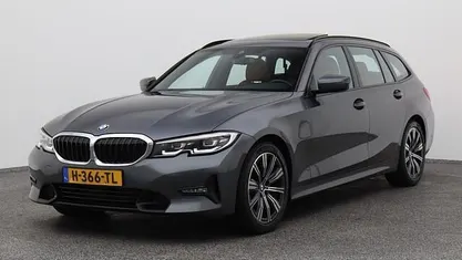 Gebruikt 2020 BMW 320 Executive Stationwagen | € 25.750 (Goede deal)