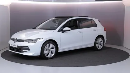 Occasion 2024 VW Golf VIII Edition Hatchback | € 28.949 (Goede deal)